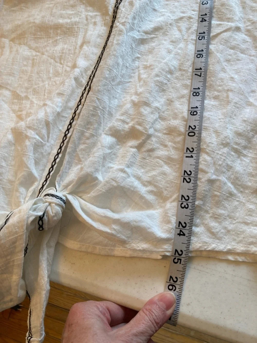 Max Edition White Tunic with Black Embroidered Sleeves and Tie Front - Picture 7 of 7